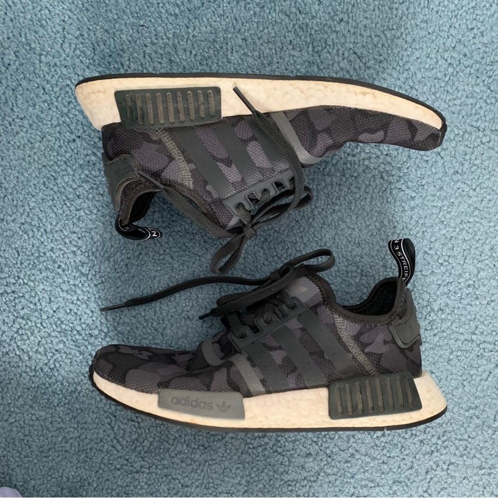 Adidas NMD_R1 Sneaker Shoe - Picture 7 of 7